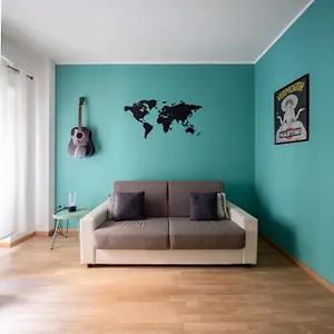 Pennylane Apartment